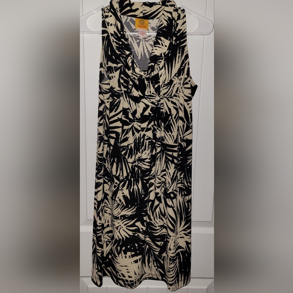 Ruby Rd Black and Cream Sleeveless Dress EUC
